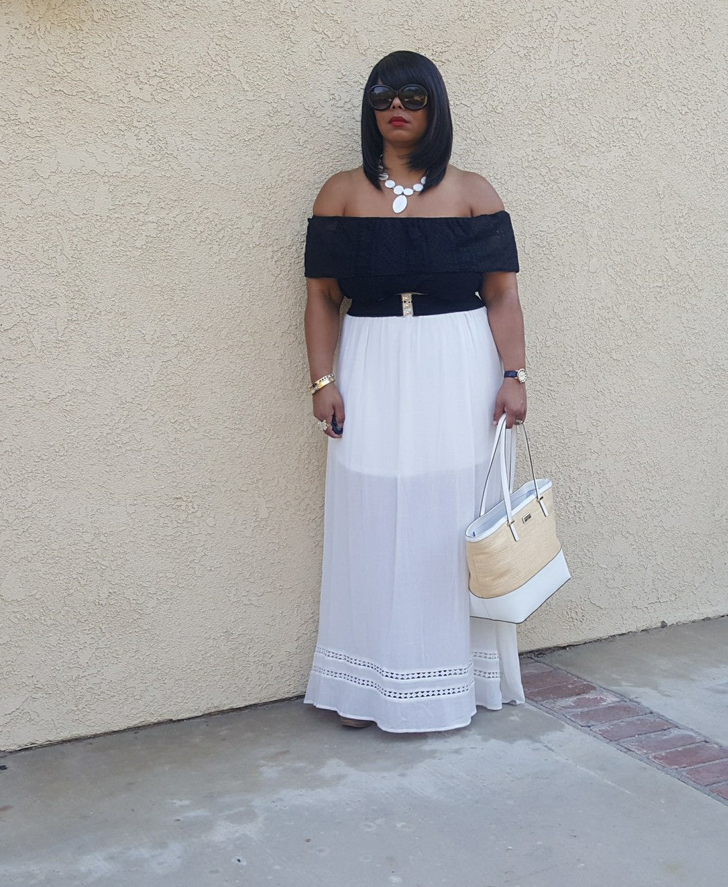 BLACK LACE OFF SHOULDER TOP