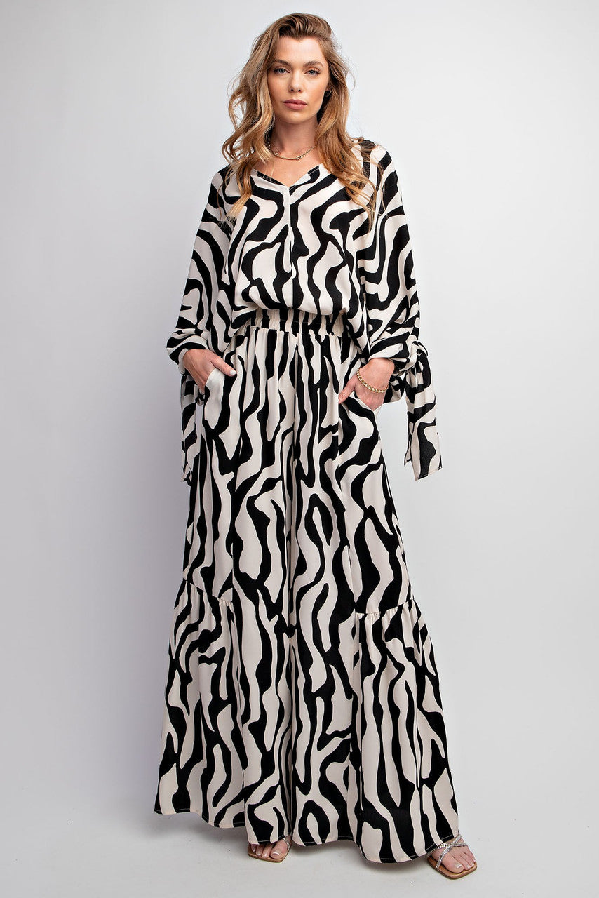 WAVY ABSTRACT PRINTED TOP