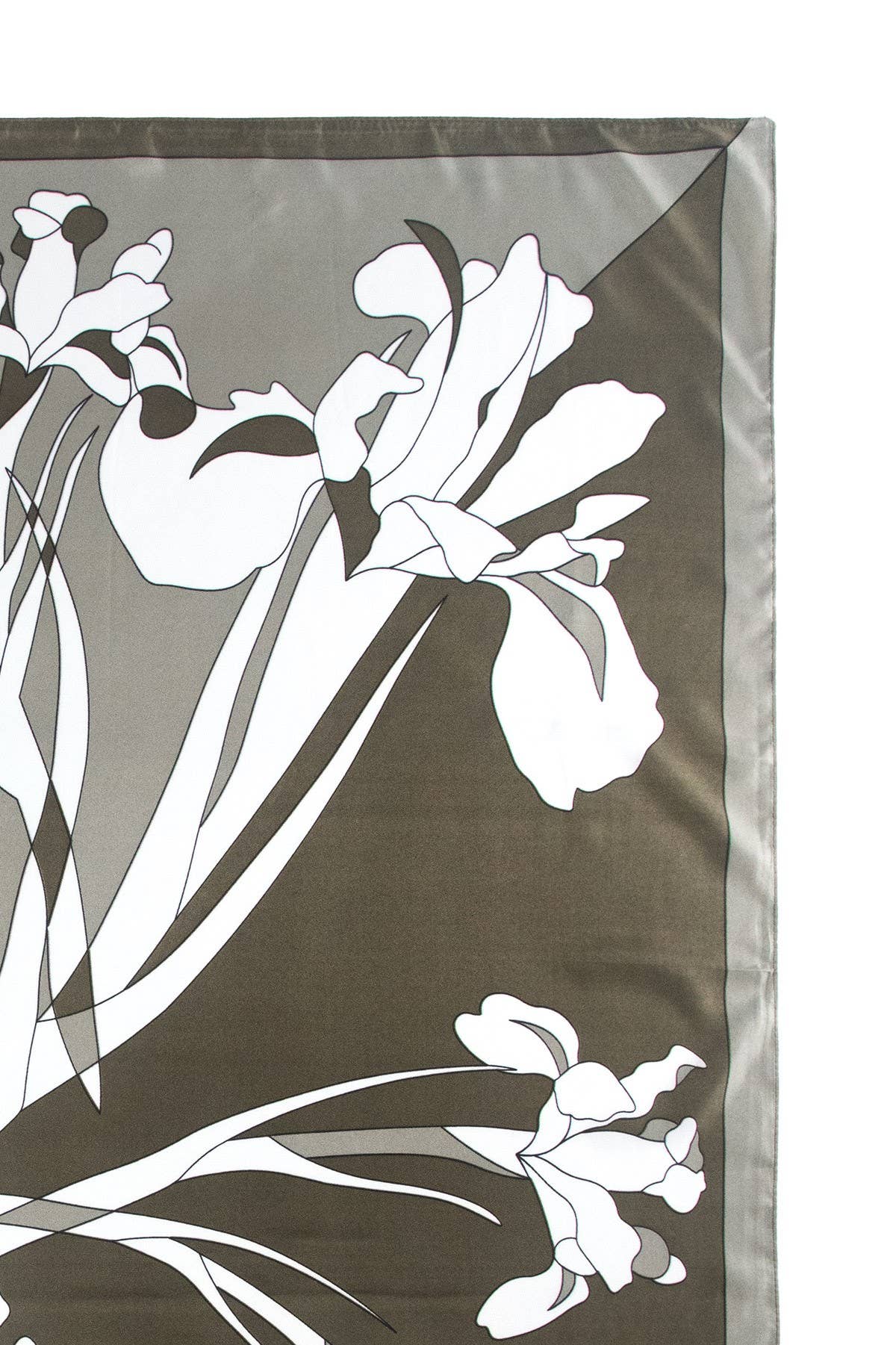 Iris Silk Feel Scarf