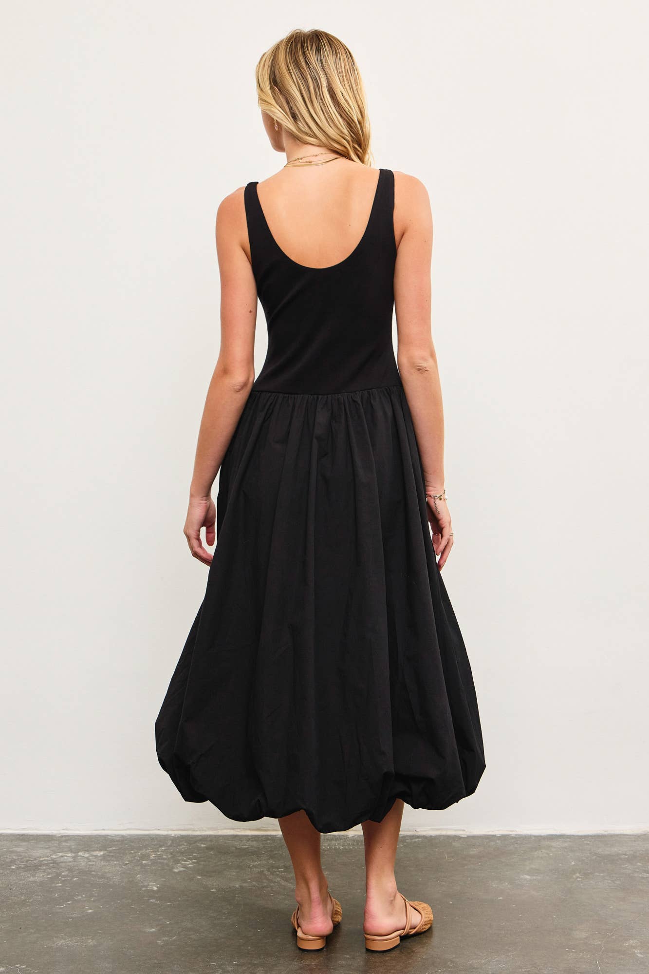 BALLOON HEM SLEEVELESS MIDI DRESS ESPRESSO