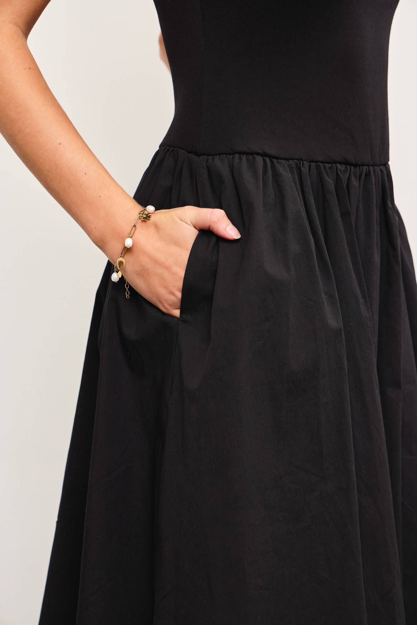 BALLOON HEM SLEEVELESS MIDI DRESS ESPRESSO