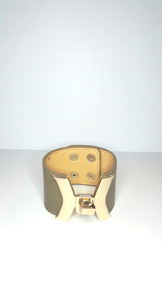 OLIVE CUFF BRACELET