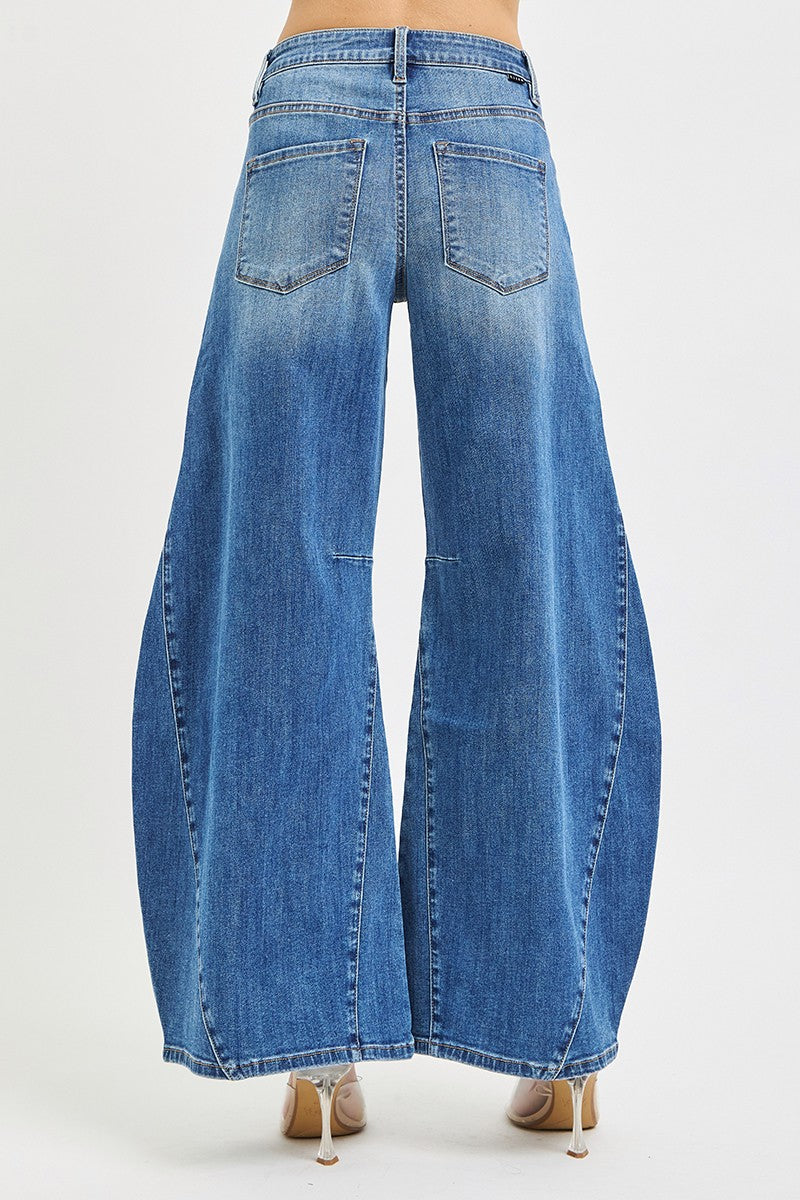 Slouchy Barrel Curvy Sideseam Jeans