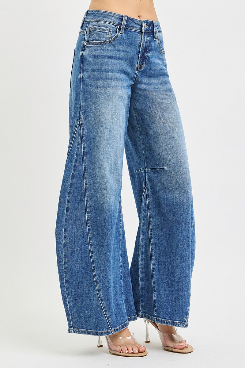 Slouchy Barrel Curvy Sideseam Jeans
