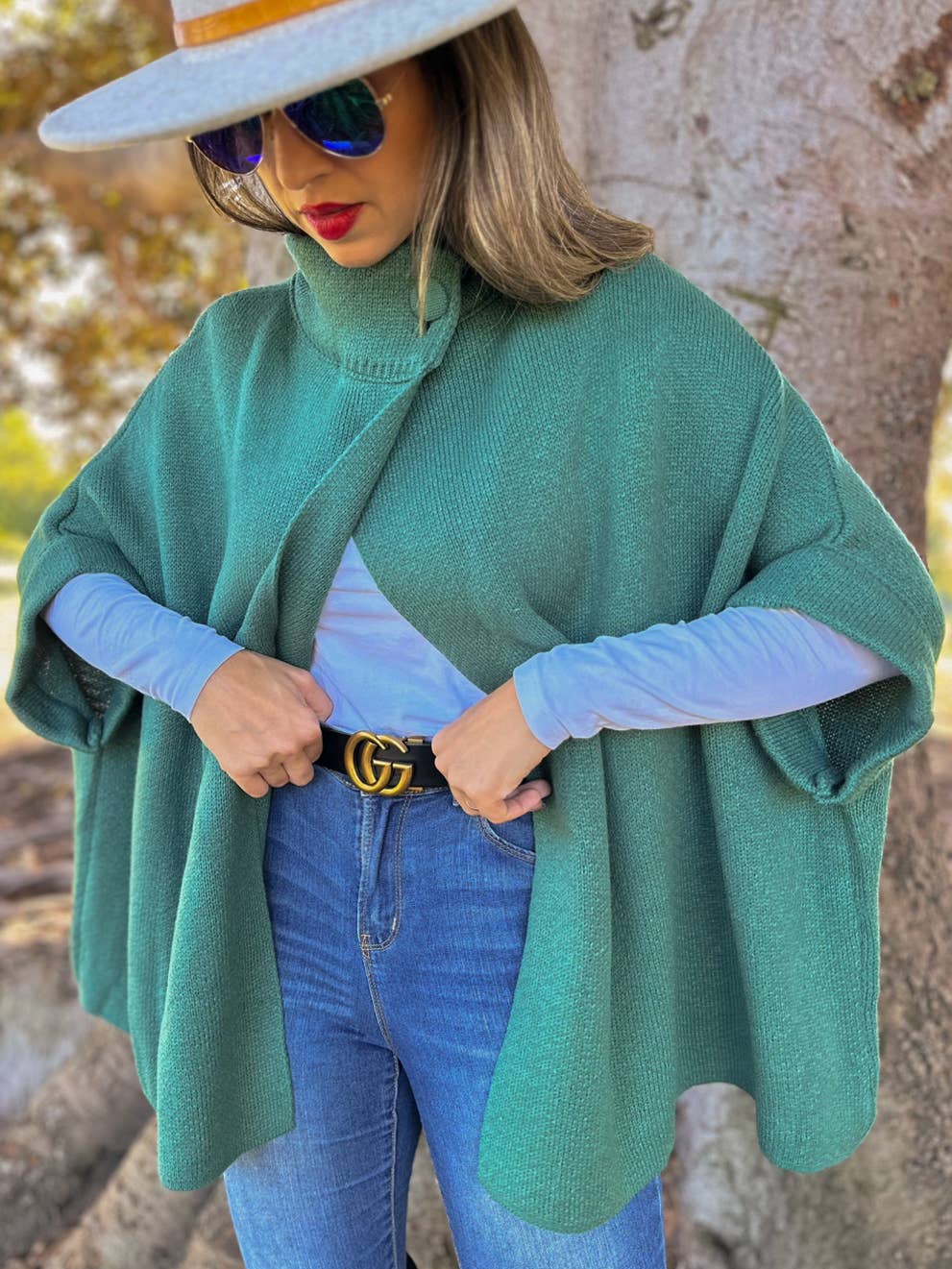 Solid Knitted Cardigan with Neck Button