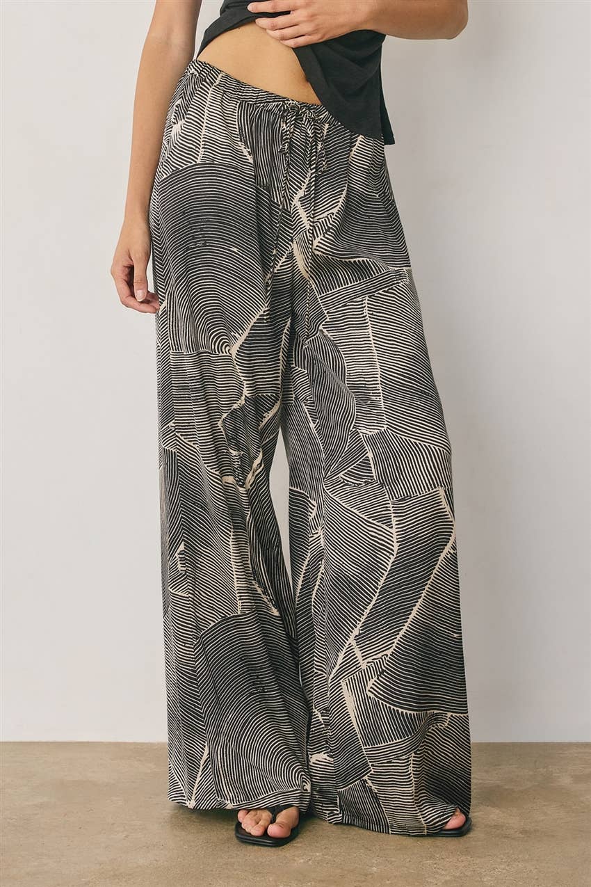 Abstract Relaxed Wide Leg Pants (1)