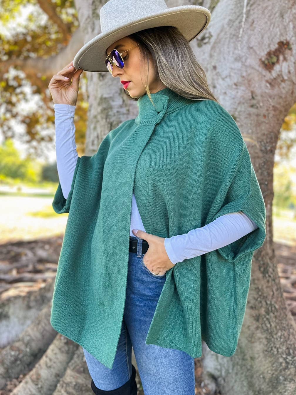 Solid Knitted Cardigan with Neck Button