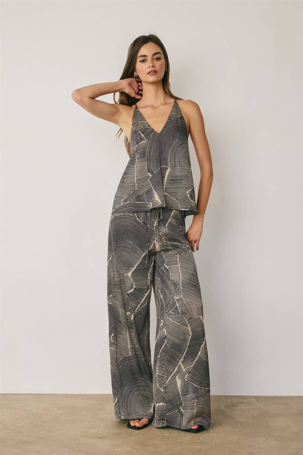 Abstract Relaxed Wide Leg Pants (1)