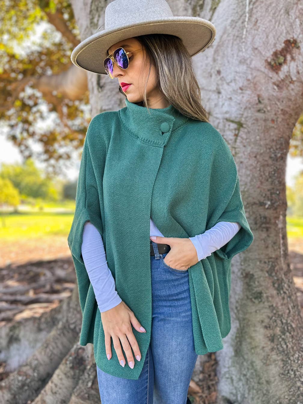 Solid Knitted Cardigan with Neck Button